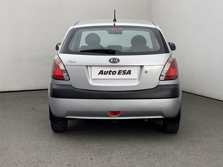 Kia Rio 1.4i 16V 