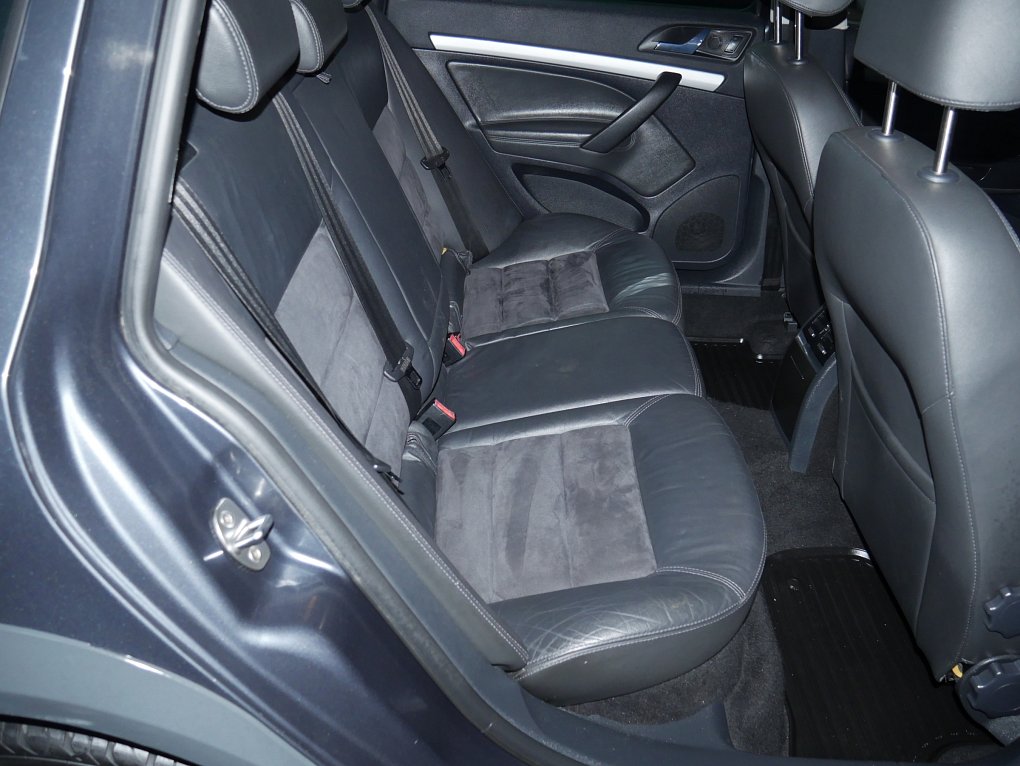 Škoda Octavia II 2.0 TDi  4x4