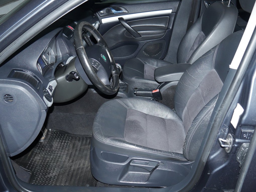Škoda Octavia II 2.0 TDi  4x4
