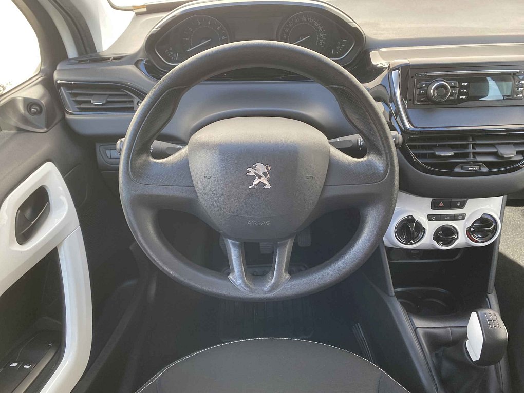 Peugeot 208 1.2 PT 