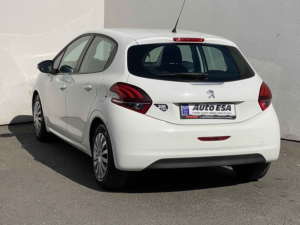 Peugeot 208 1.2 PT 