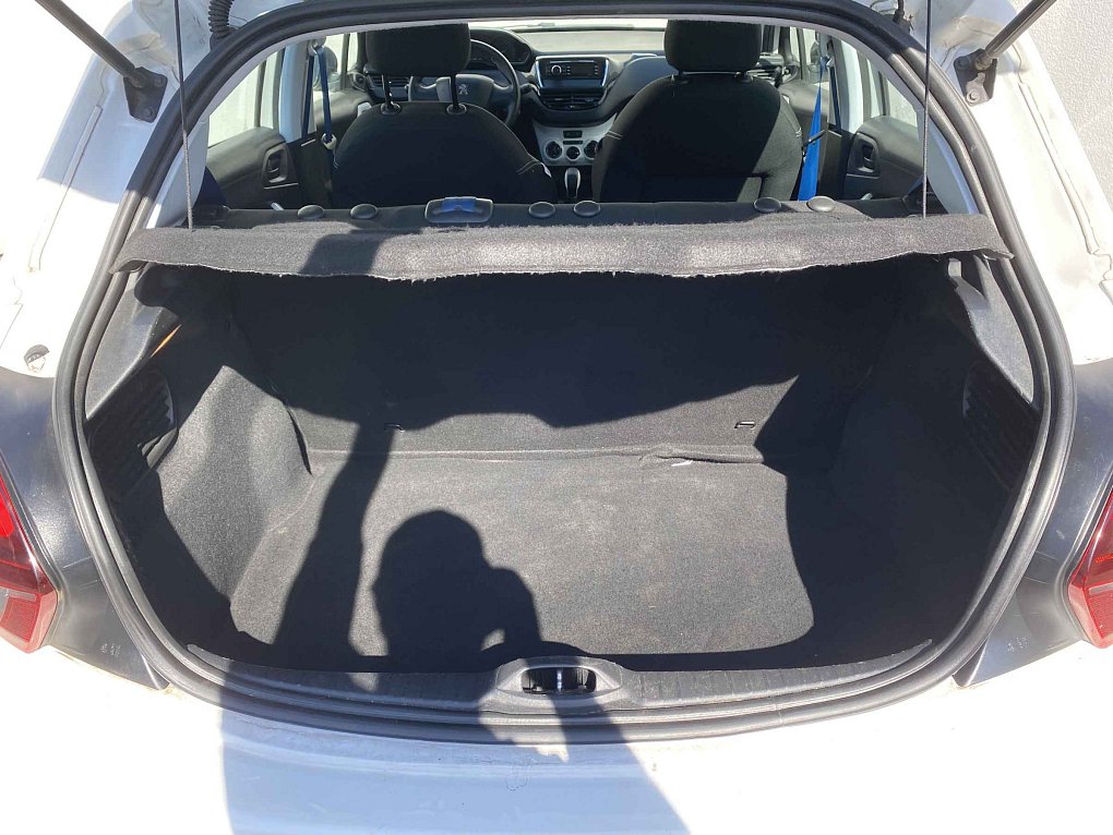 Peugeot 208 1.2 PT 