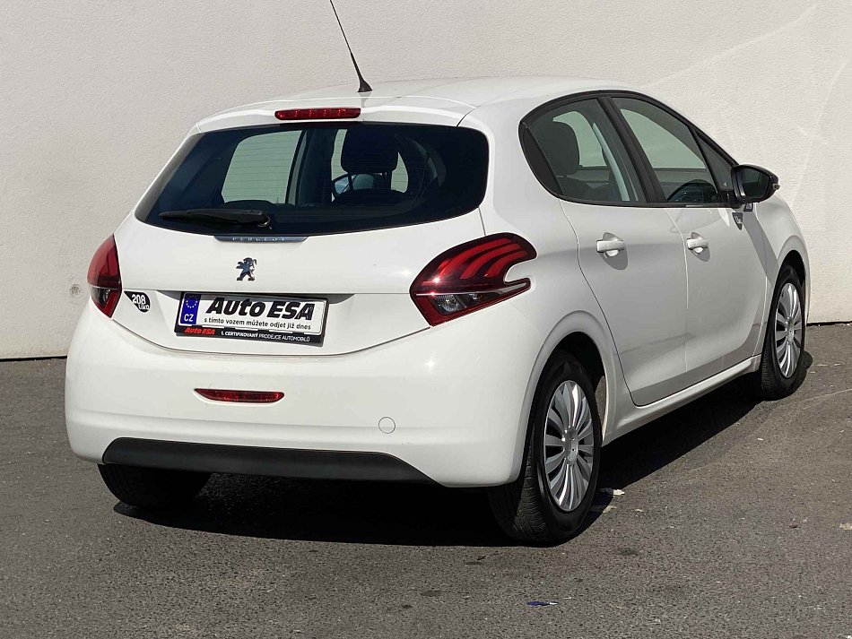 Peugeot 208 1.2 PT 