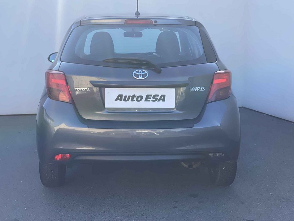 Toyota Yaris 1.0VVT-i 