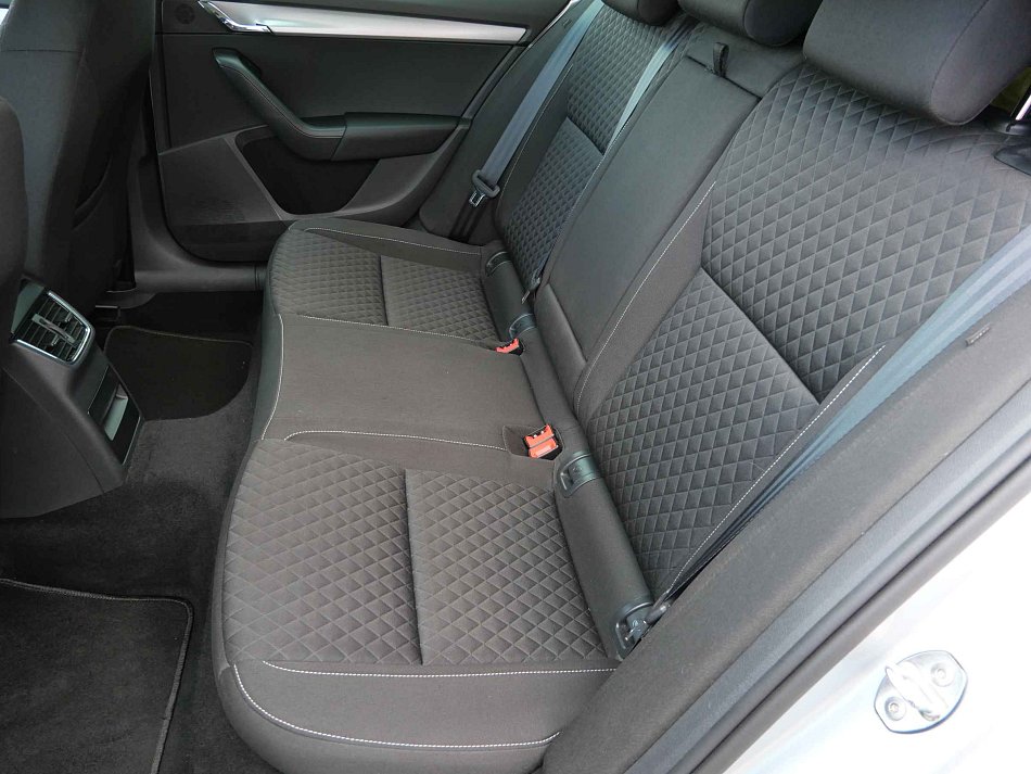 Škoda Octavia III 1.0 TSi Ambition