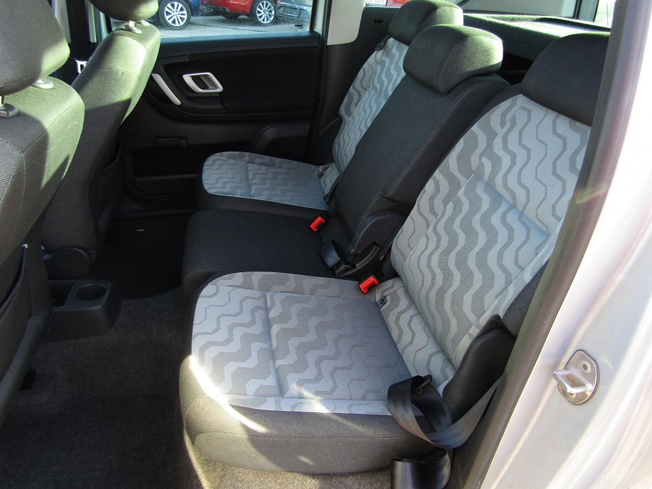 Škoda Roomster 1.6 16V Style