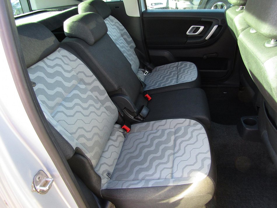Škoda Roomster 1.6 16V Style
