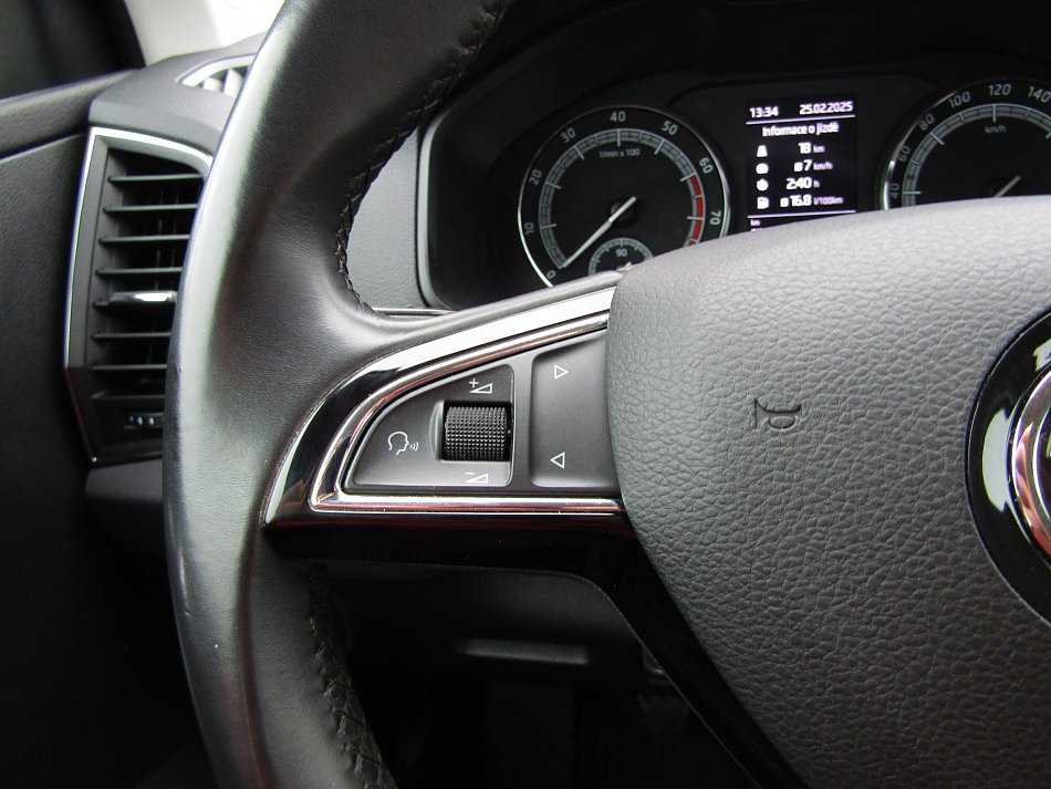 Škoda Karoq 1.5TSi Ambition