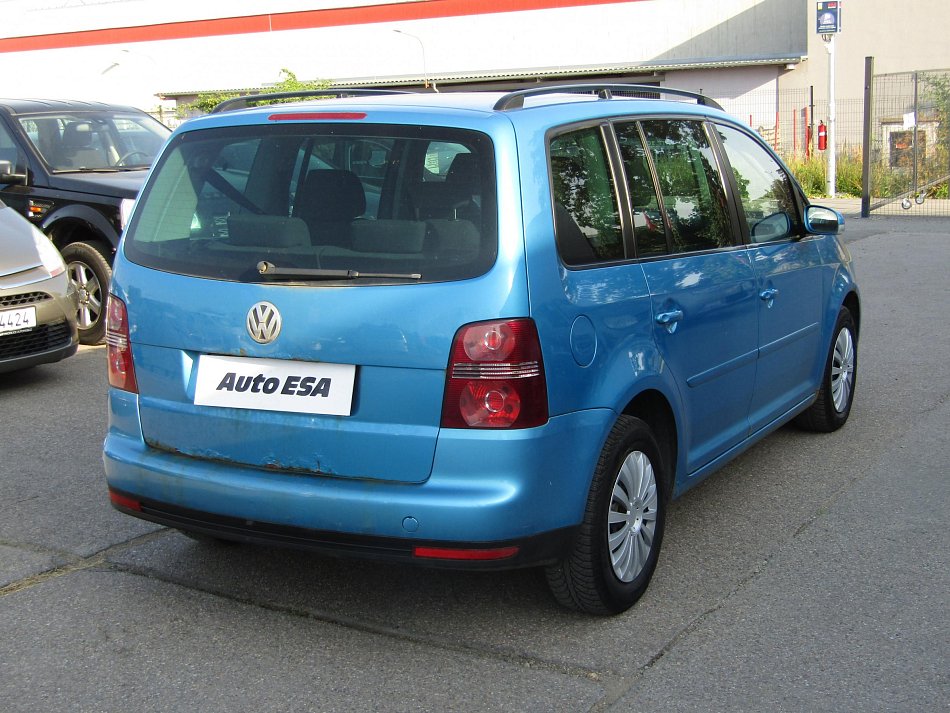 Volkswagen Touran 1.6i 