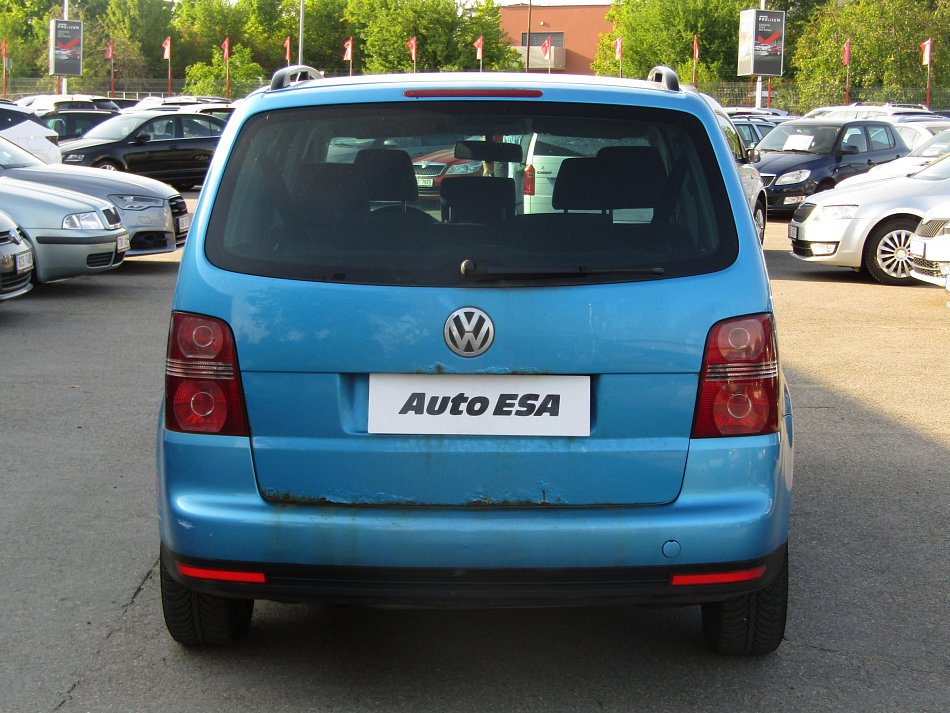 Volkswagen Touran 1.6i 