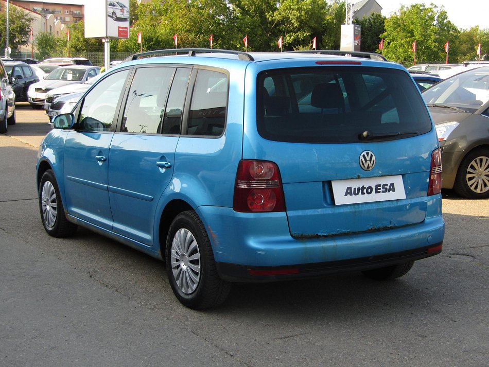 Volkswagen Touran 1.6i 