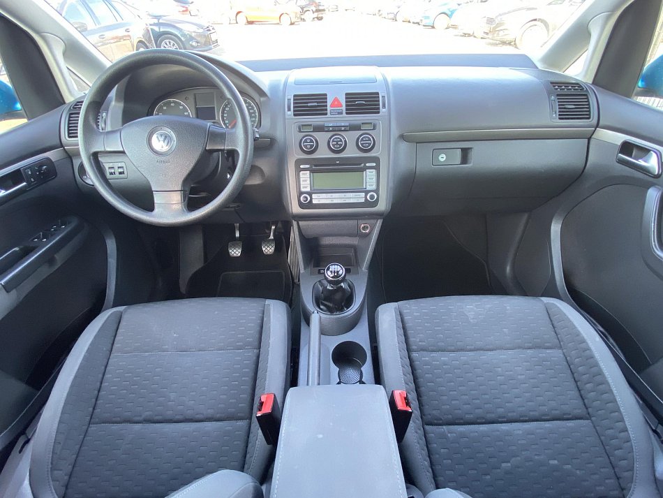 Volkswagen Touran 1.6i 