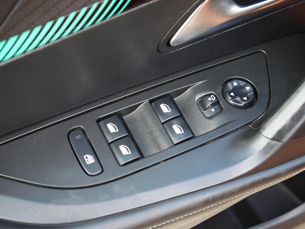 Peugeot 2008 1.5 HDi Allure