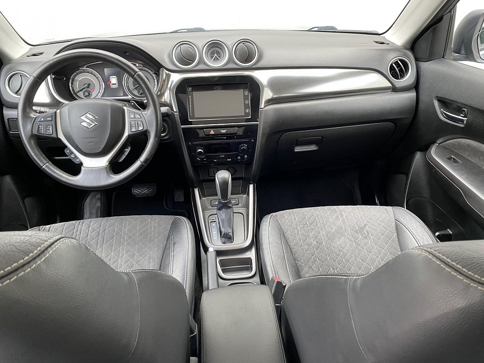 Suzuki Vitara 1.4B-Jet Style