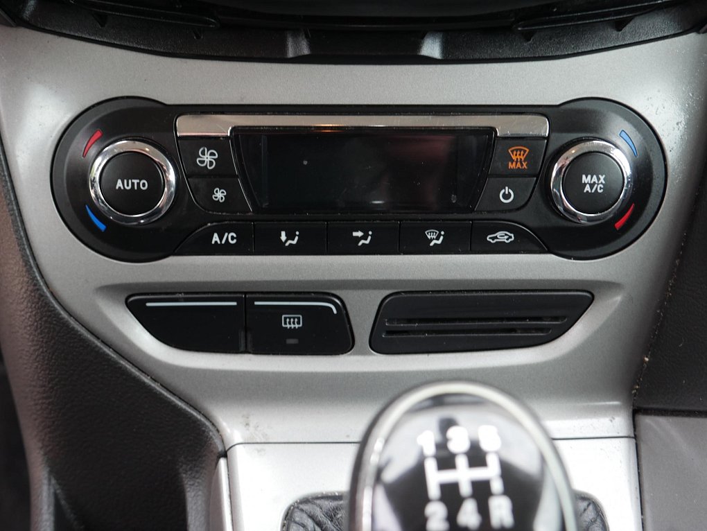 Ford Focus 1.6i 