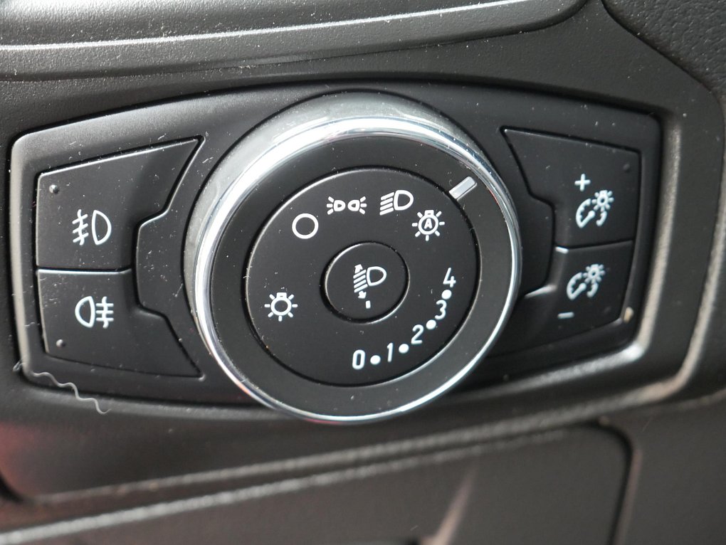 Ford Focus 1.6i 