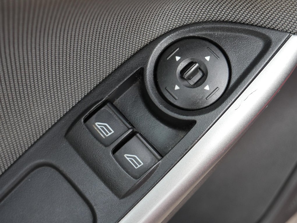 Ford Focus 1.6i 