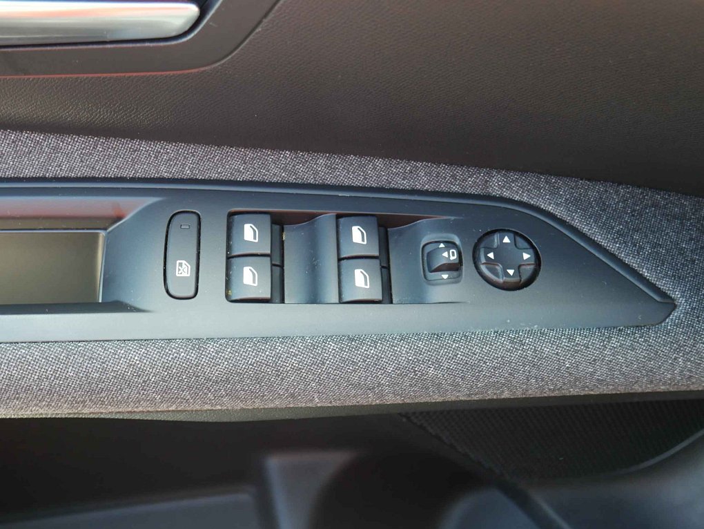 Peugeot 3008 1.2 PT Active
