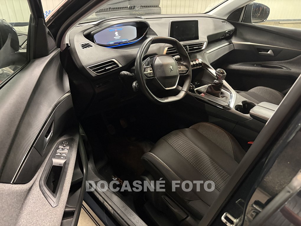 Peugeot 3008 1.2 PureTech 