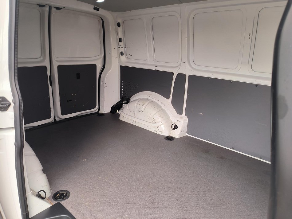 Volkswagen Transporter 2.0TDi  T6.1