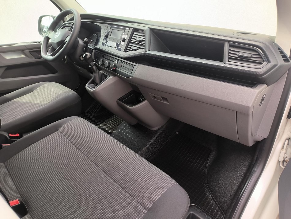 Volkswagen Transporter 2.0TDi  T6.1