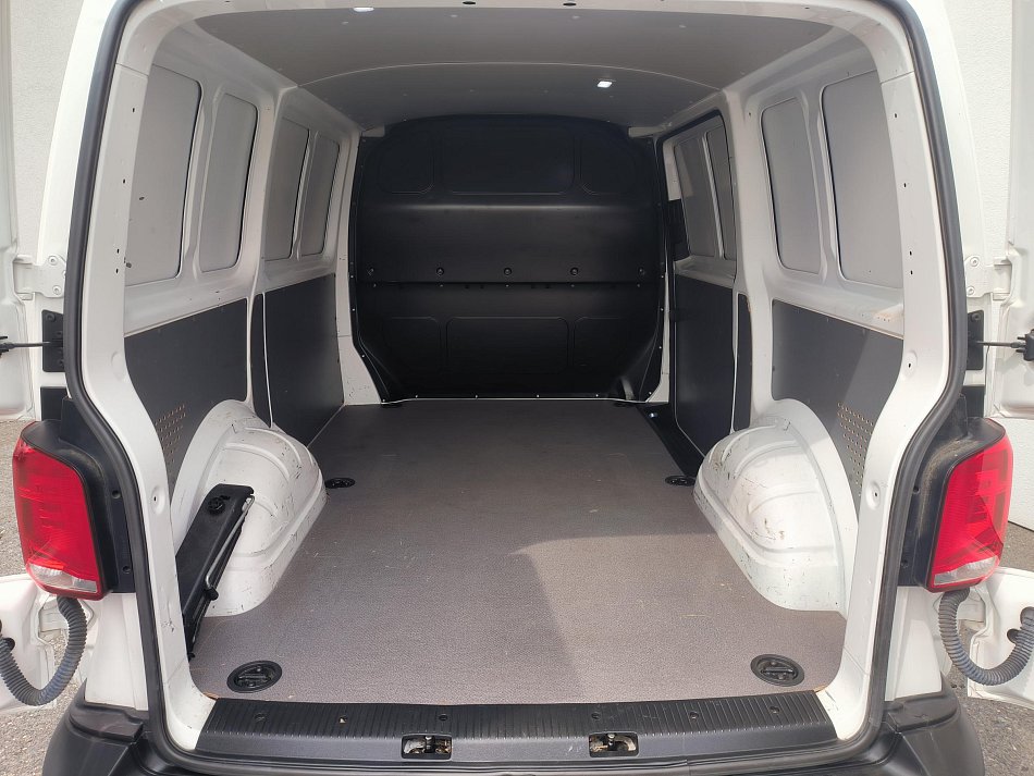 Volkswagen Transporter 2.0TDi  T6.1