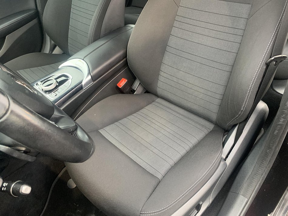 Mercedes-Benz Třída C 2.2 CDi  C 220d