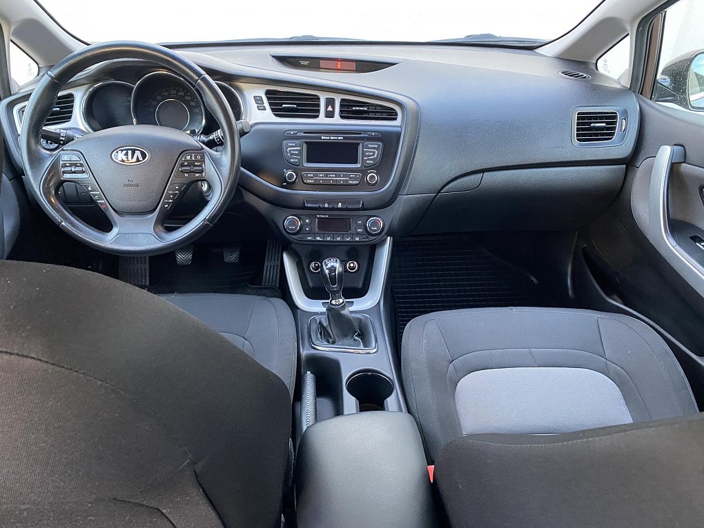 Kia Ceed 1.6GDi 
