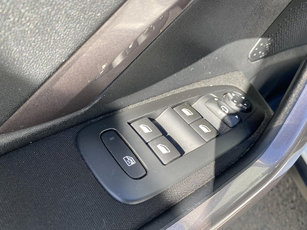 Peugeot 2008 1.4 HDi Active