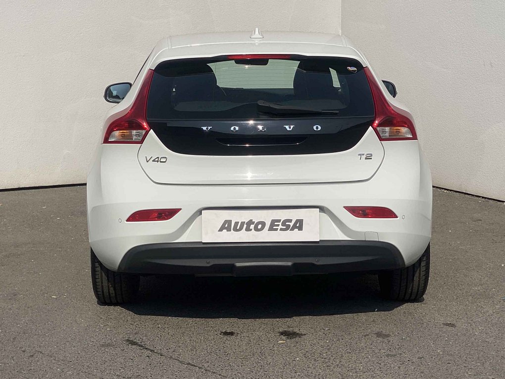 Volvo V40 2.0T2 Momentum