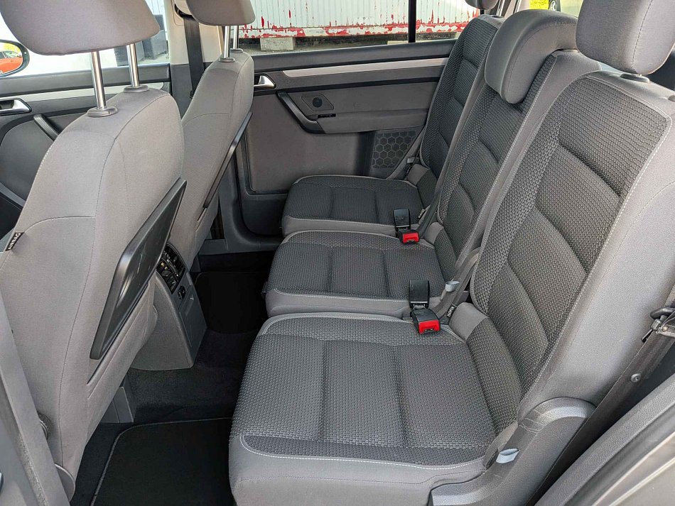 Volkswagen Touran 2.0TDi 