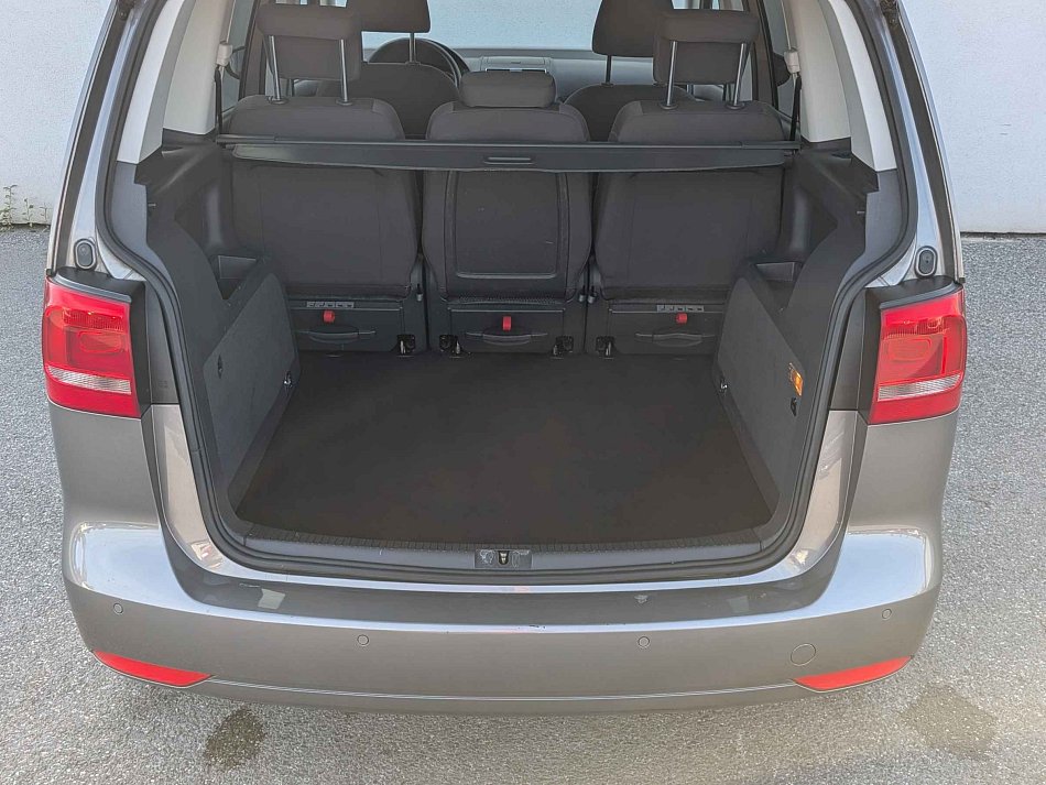 Volkswagen Touran 2.0TDi 