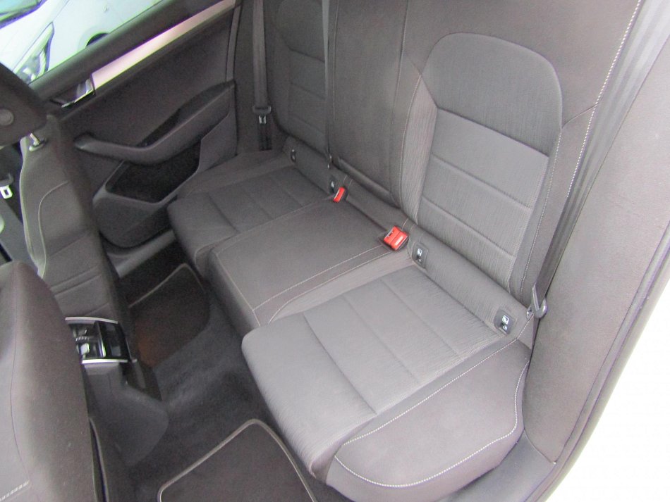 Škoda Superb III 2.0 TDi 