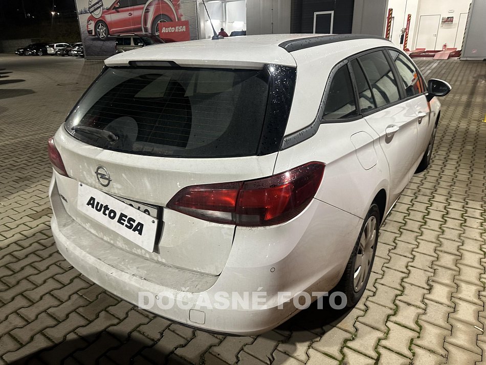 Opel Astra 1.6 CDTi 