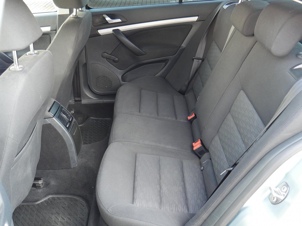 Škoda Octavia II 1.4 TSi Ambiente