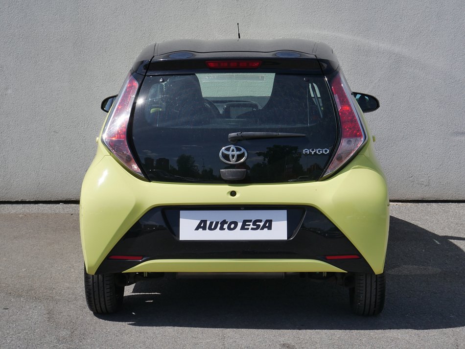 Toyota Aygo 1.0i 