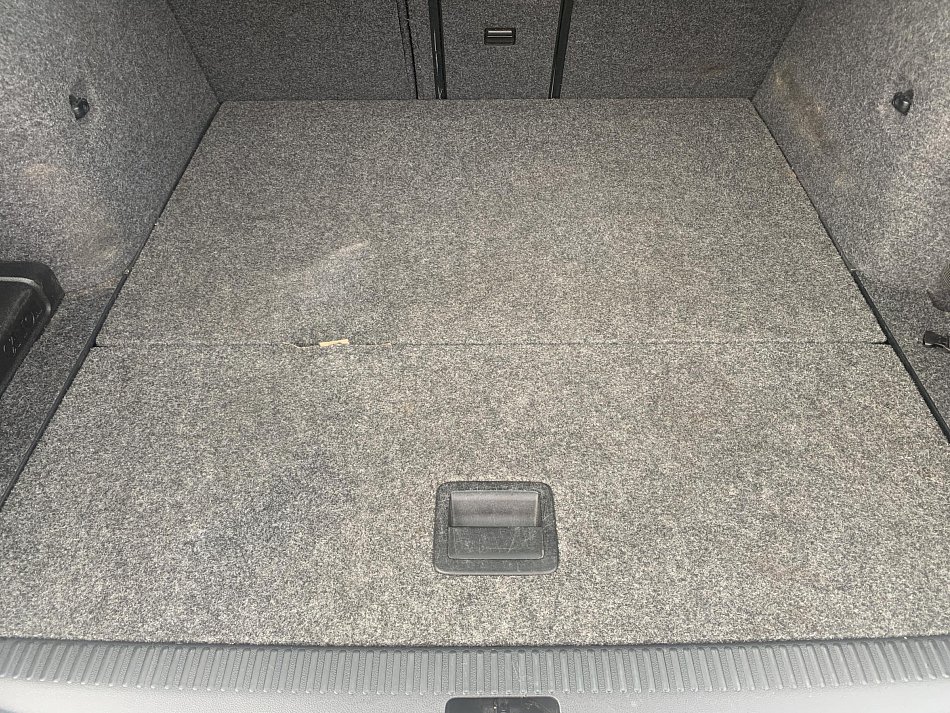 Škoda Octavia III 2.0 TDi Elegance