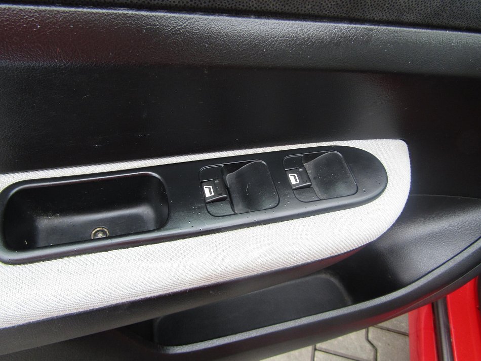 Peugeot 307 1.4i 