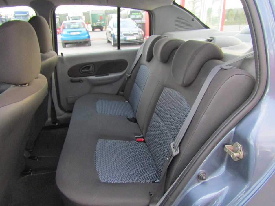 Renault Thalia 1.2 i 