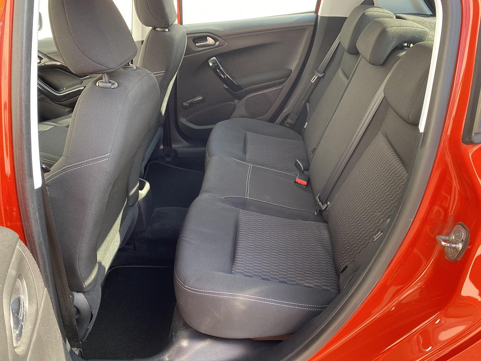 Peugeot 208 1.2 Allure