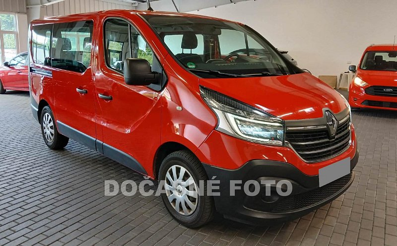 Renault Trafic 2.0dCi Energy 9míst