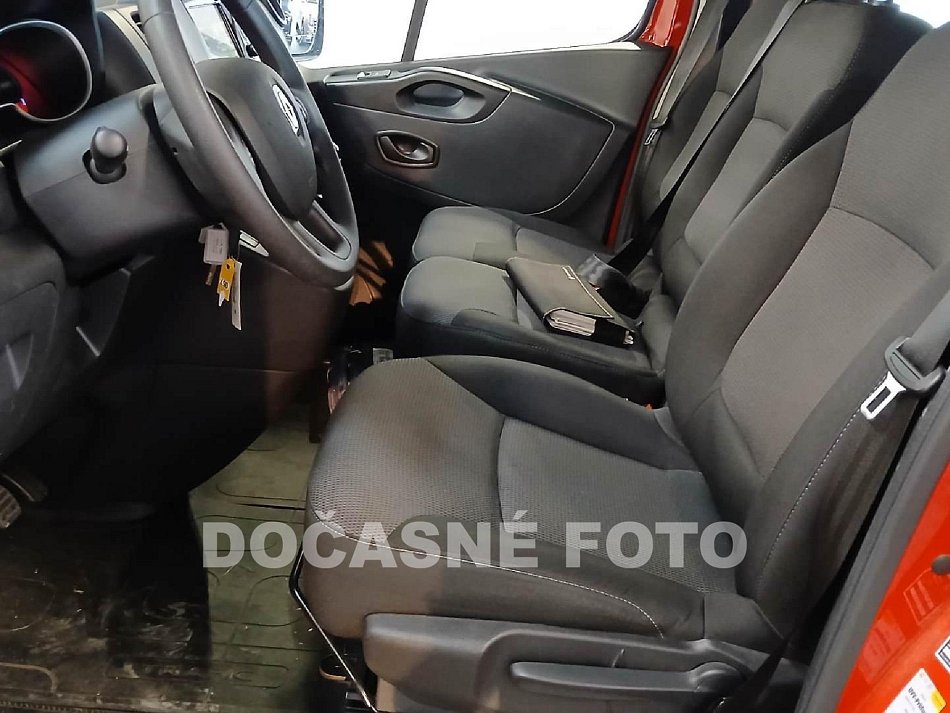 Renault Trafic 2.0dCi Energy 9míst