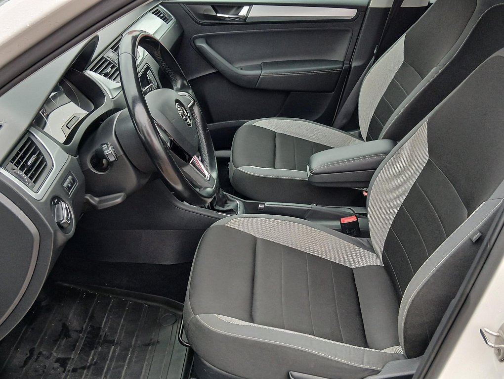 Škoda Rapid 1.0 TSI Ambition