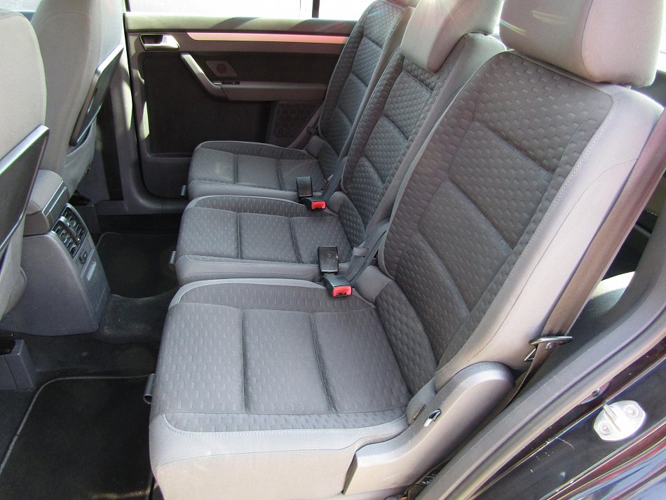 Volkswagen Touran 2.0 TDi Trendline