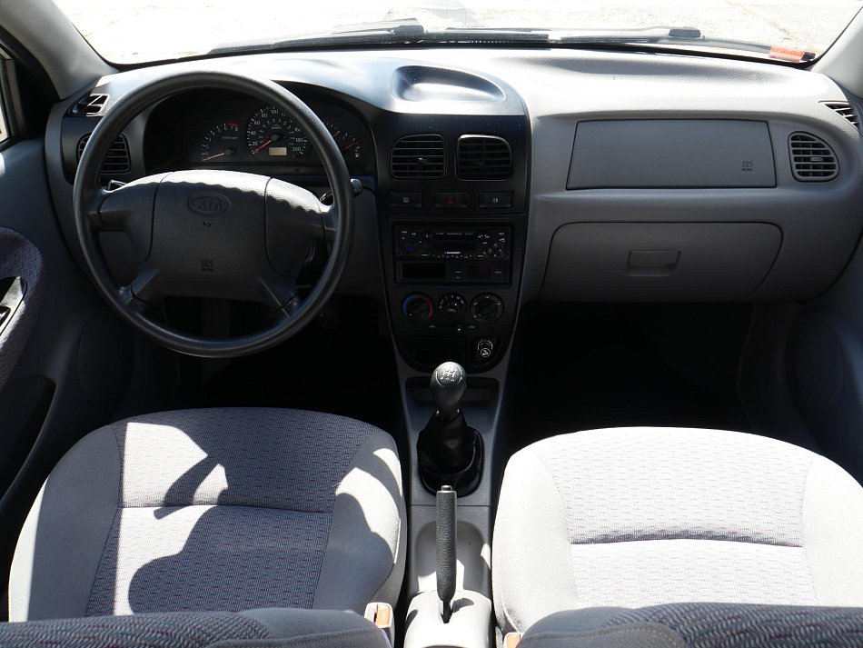 Kia Rio 1.5 i 