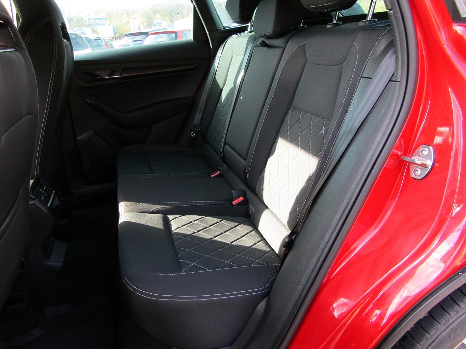 Škoda Karoq 2.0 TSI SportLine 4x4