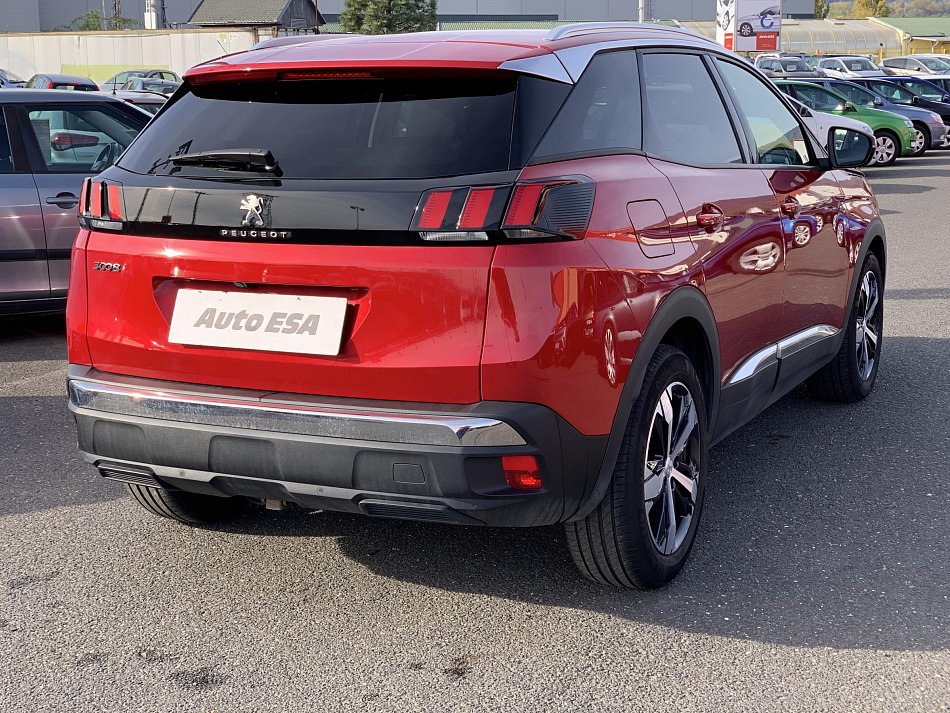 Peugeot 3008 1.2PT Allure