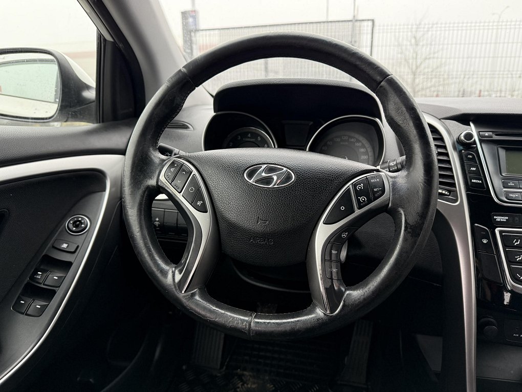 Hyundai I30 1.6 CVVT Trikolor