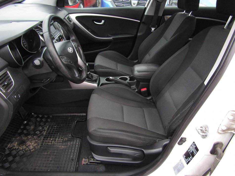 Hyundai I30 1.6 CVVT Trikolor