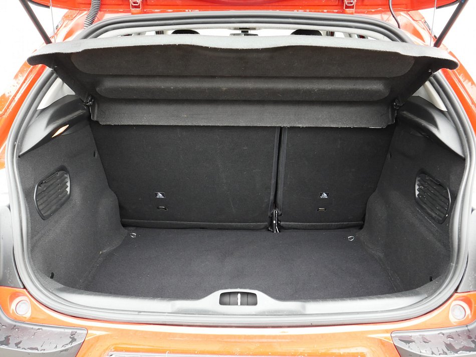 Citroën C4 Cactus 1.2 i 